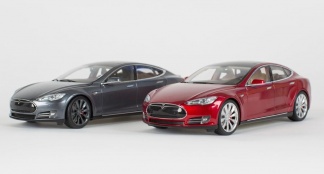 tesla model s miniature