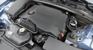 Jaguar XF 2.7D & 3.0 V6