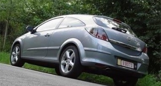 Opel Astra GTC 1.9 CDTI 120pk