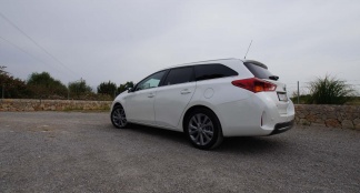 Toyota Auris Touring Sports Hybrid