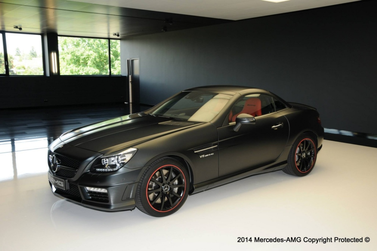 Adviseren Roest Sympton Mercedes SLK 55 AMG wil aandacht in mat zwart | Auto55.be | Nieuws