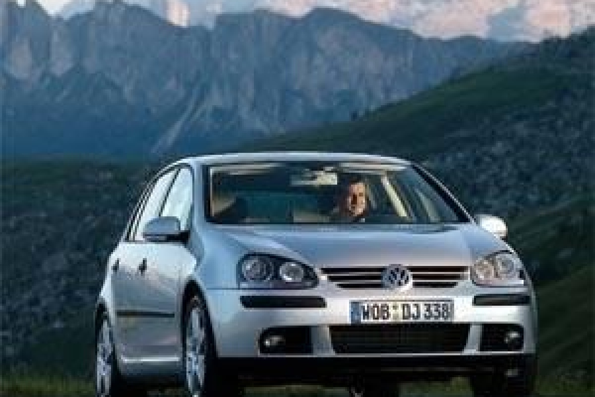 Verkleuren vitamine attribuut Prijzen VW Golf V bekend | Auto55.be | Nieuws