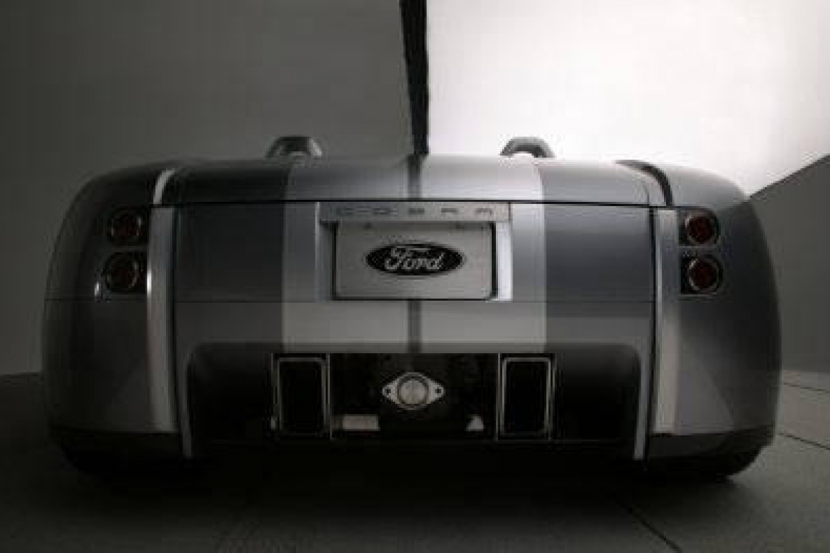 Ford Shelby Cobra Concept