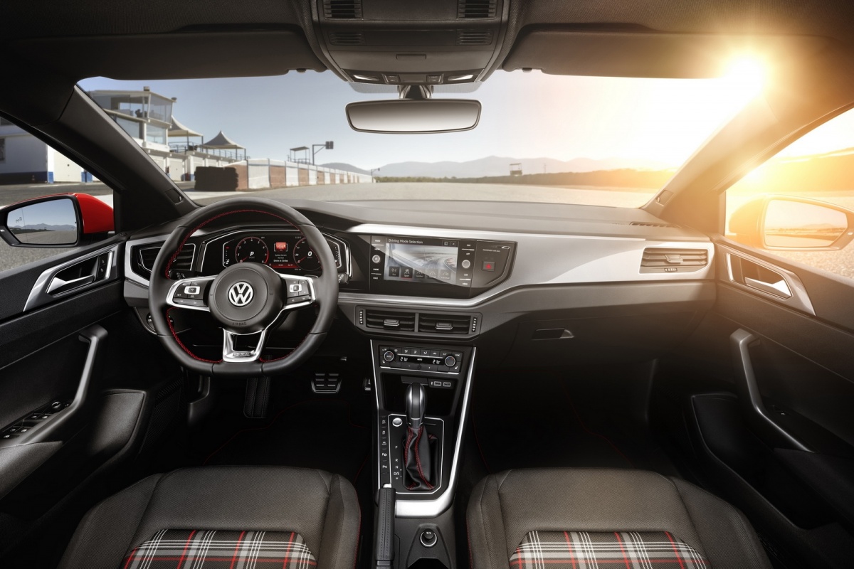 141993-nieuwe-vw-polo-2017-my2018-22.jpg