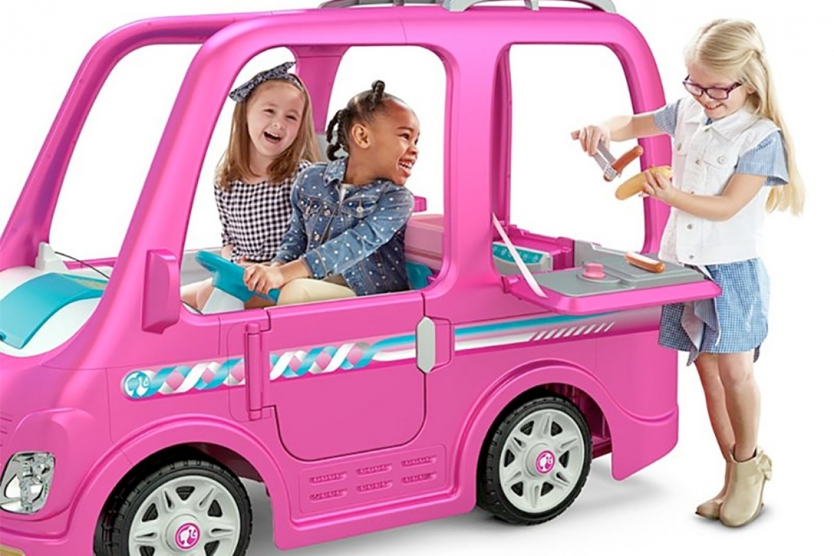 Diakritisch Subsidie Afhaalmaaltijd Barbie Dream Camper kan op hol slaan: terugroepactie | Auto55.be | Nieuws