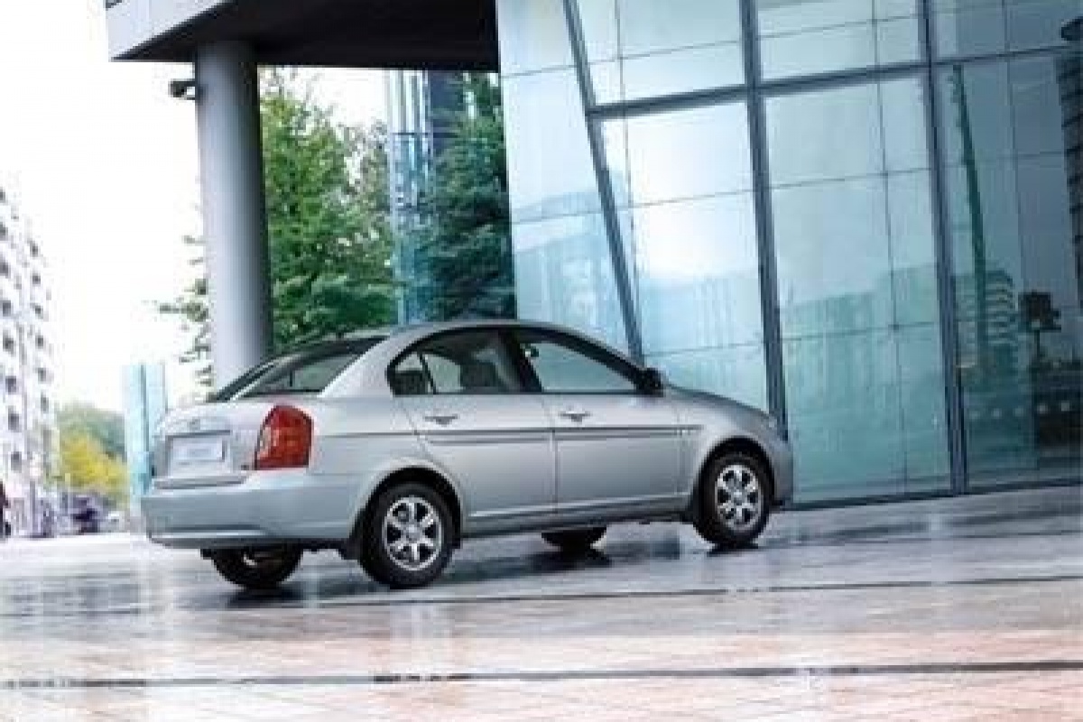 Hyundai Accent Hybrid