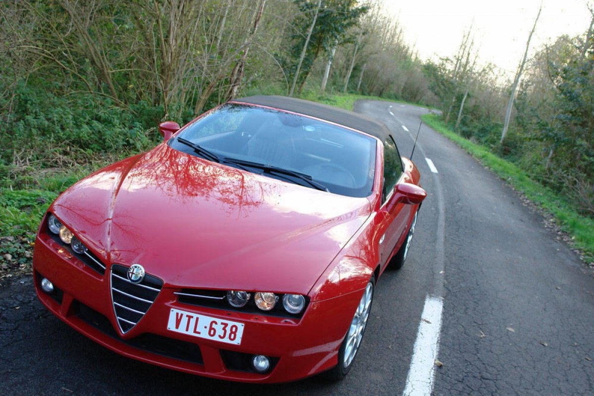 Alfa Romeo Spider 2.2 JTS