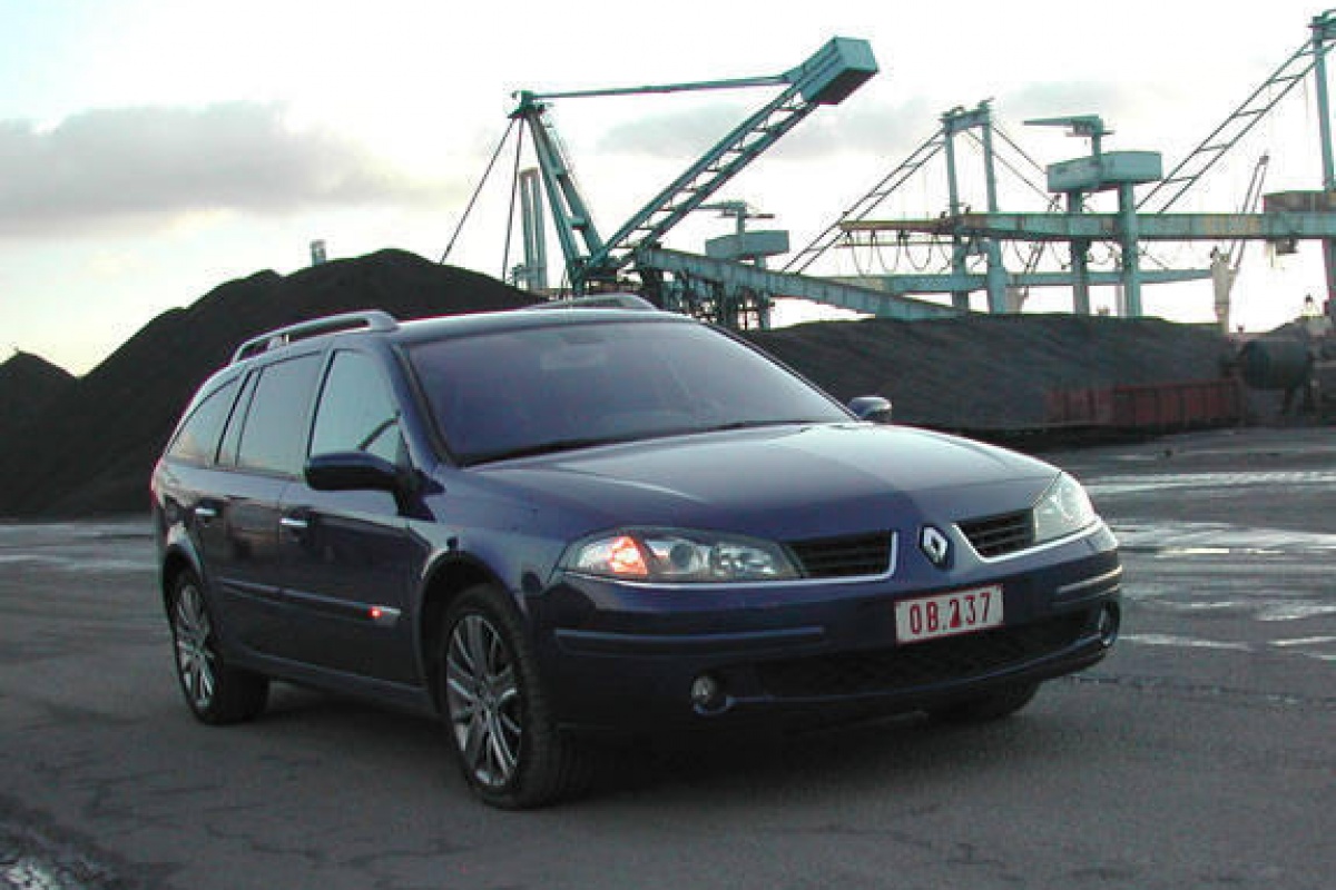 Renault Laguna GT 2.0dCi