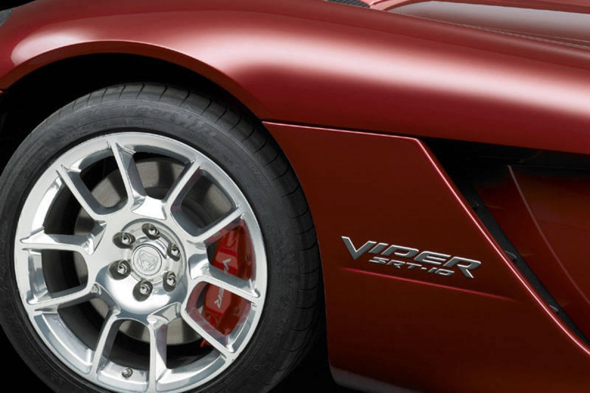 Dodge Viper SRT-10 600hp