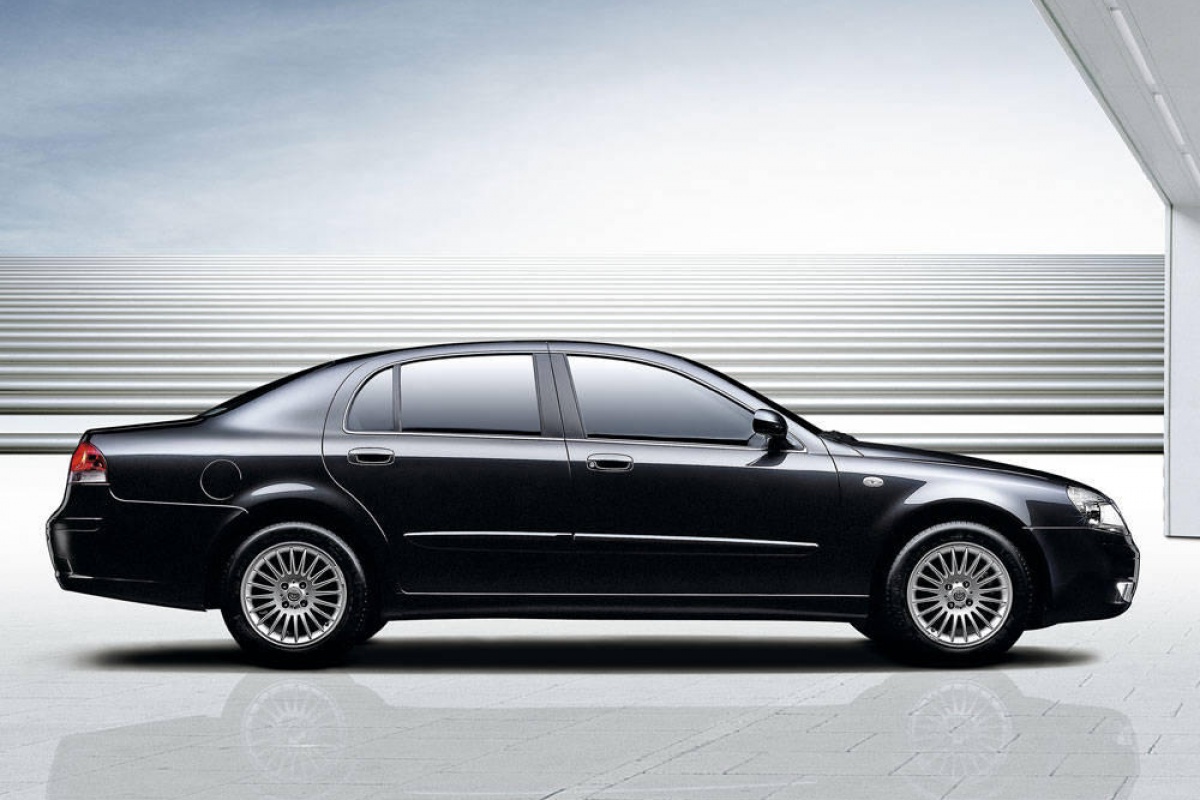 Chinese limousine: Brilliance BS6