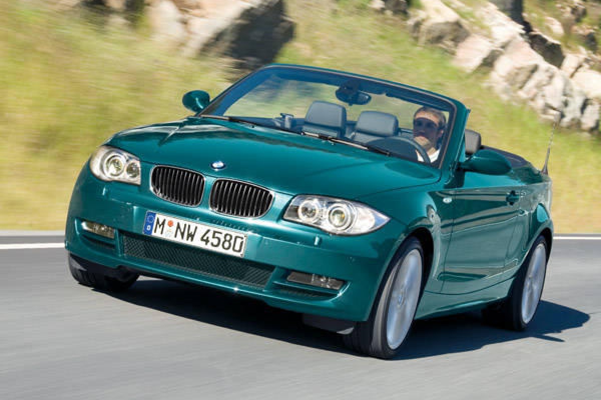 BMW 1 Cabrio met stoffen kap