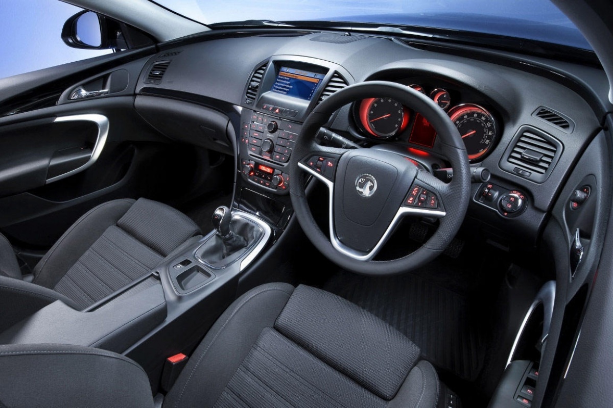 Opel Insignia : l'intérieur