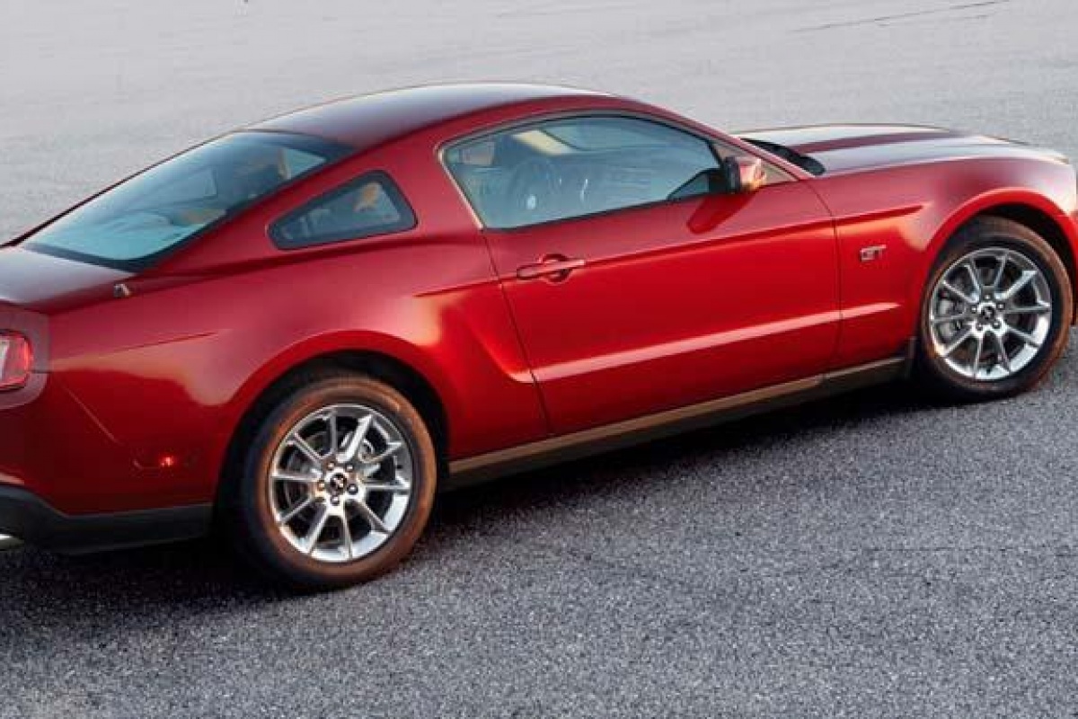 Ford Mustang MY2010