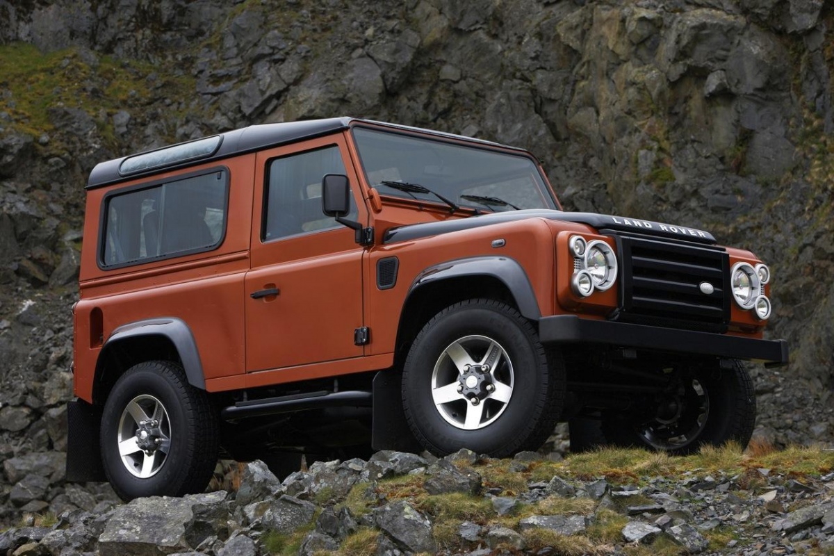 Land-Rover Defender Fire & Ice