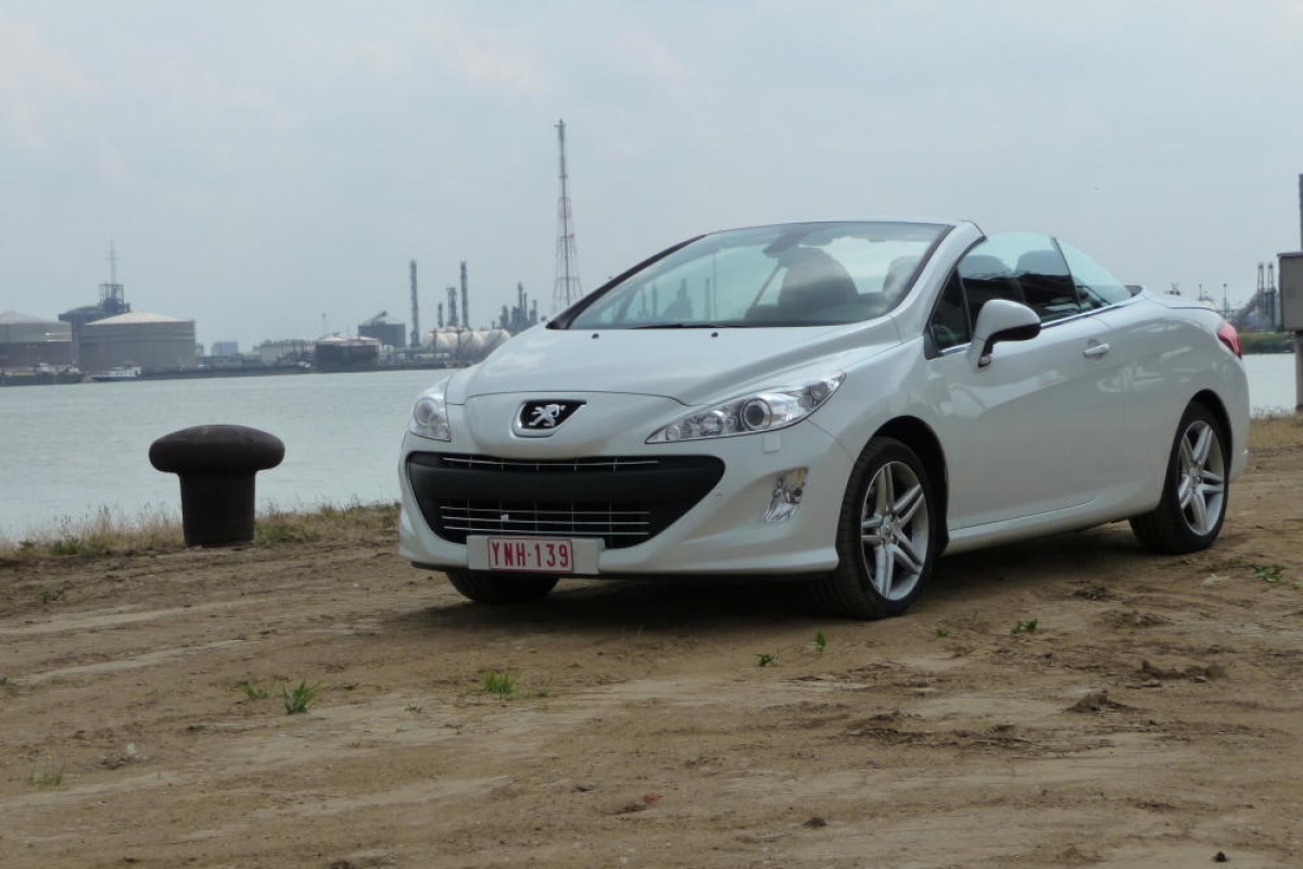 Peugeot 308cc 2.0 HDI Feline