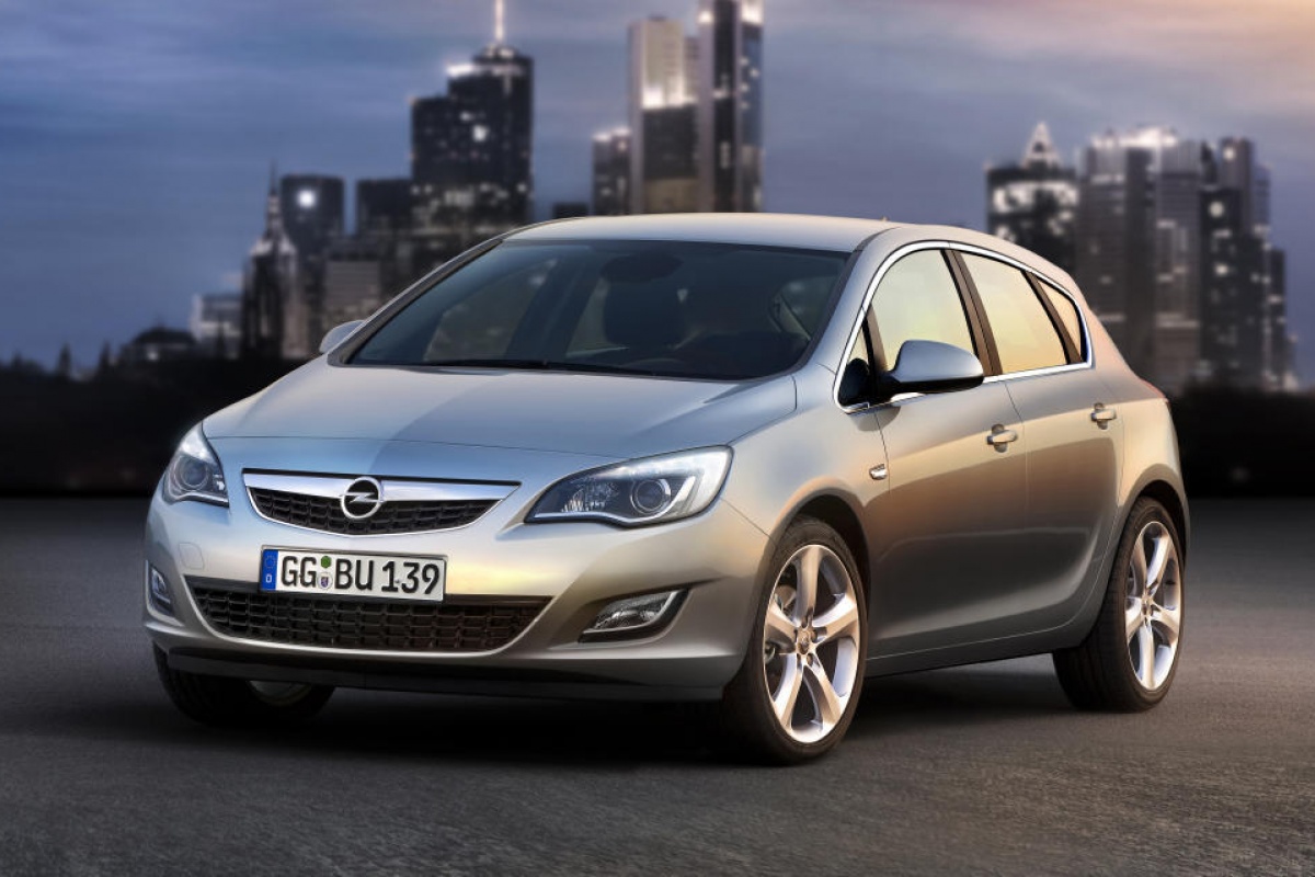 Drie biedingen voor Opel-overname
