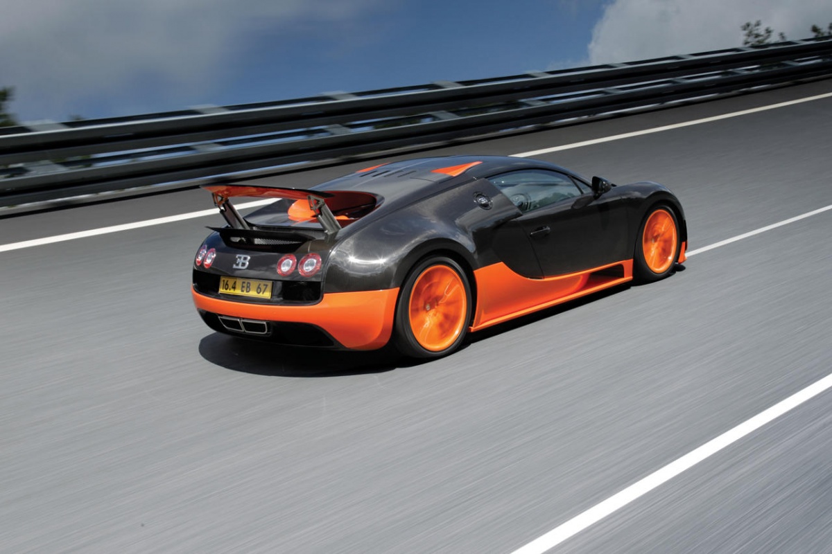 Bugatti Veyron Super Sports gaat 428km/u