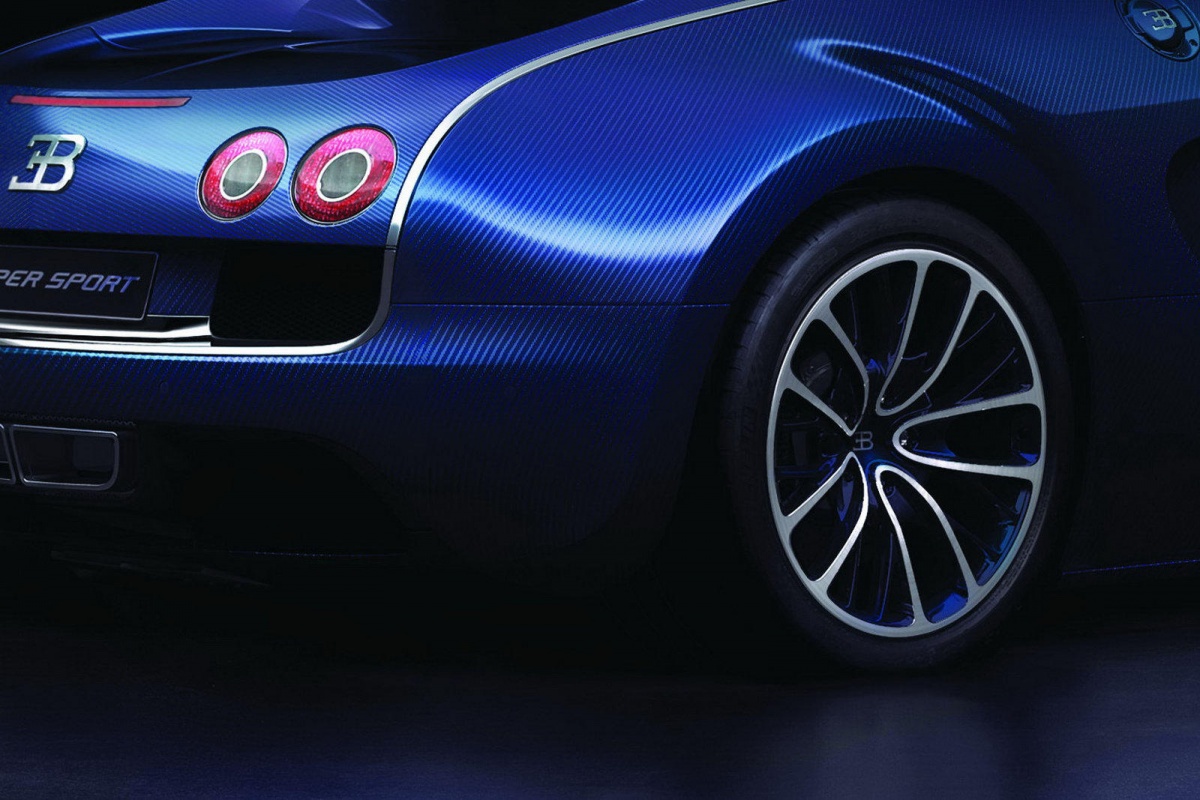 Bugatti Veyron Super Sports Blue