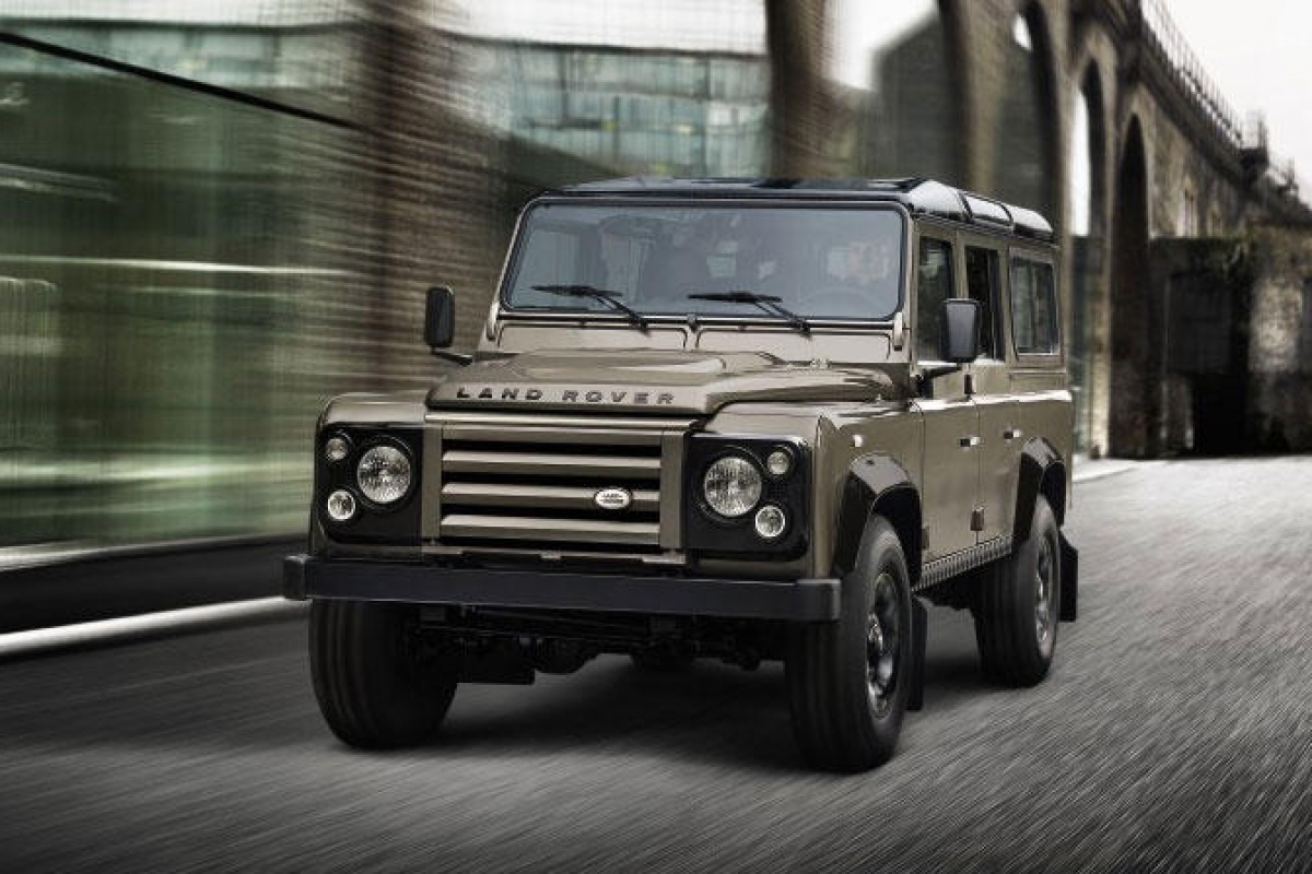 Land Rover Defender devient Exclusive