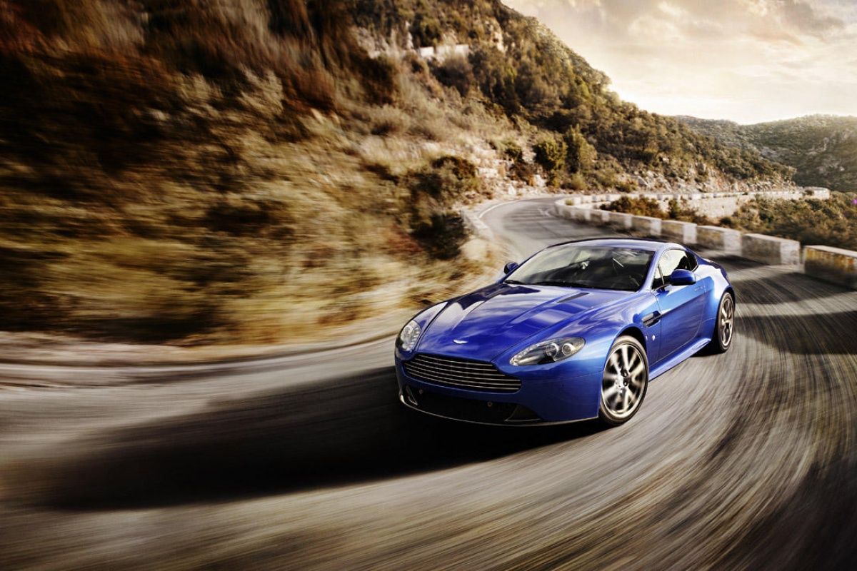 Nieuw van Aston Martin: V8 Vantage S