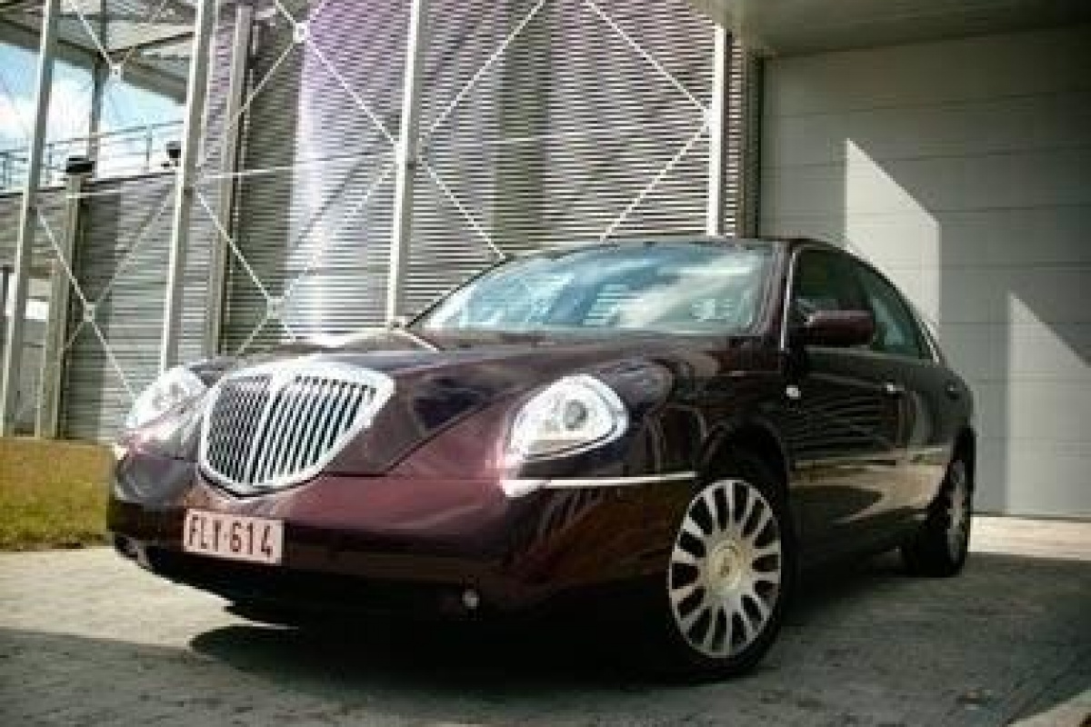 Lancia Thesis 3.2 V6