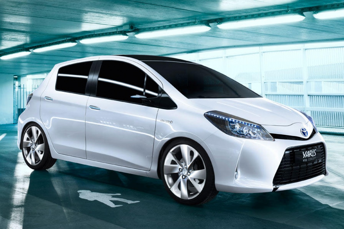 Toyota Yaris Hybride midden 2012 realiteit