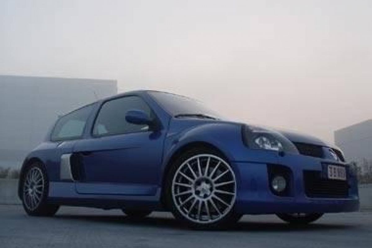 Renault Sport Clio V6