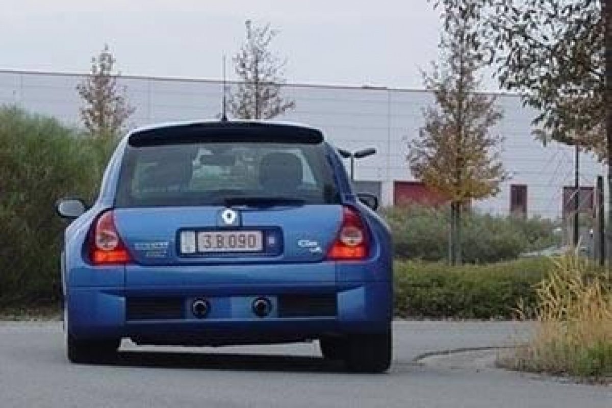 Renault Sport Clio V6