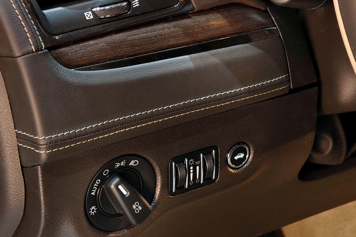 Lancia Thema Interior