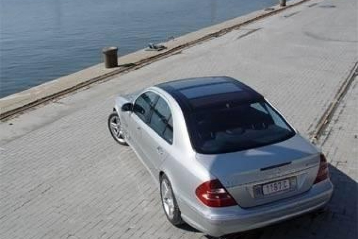 Mercedes E55 AMG