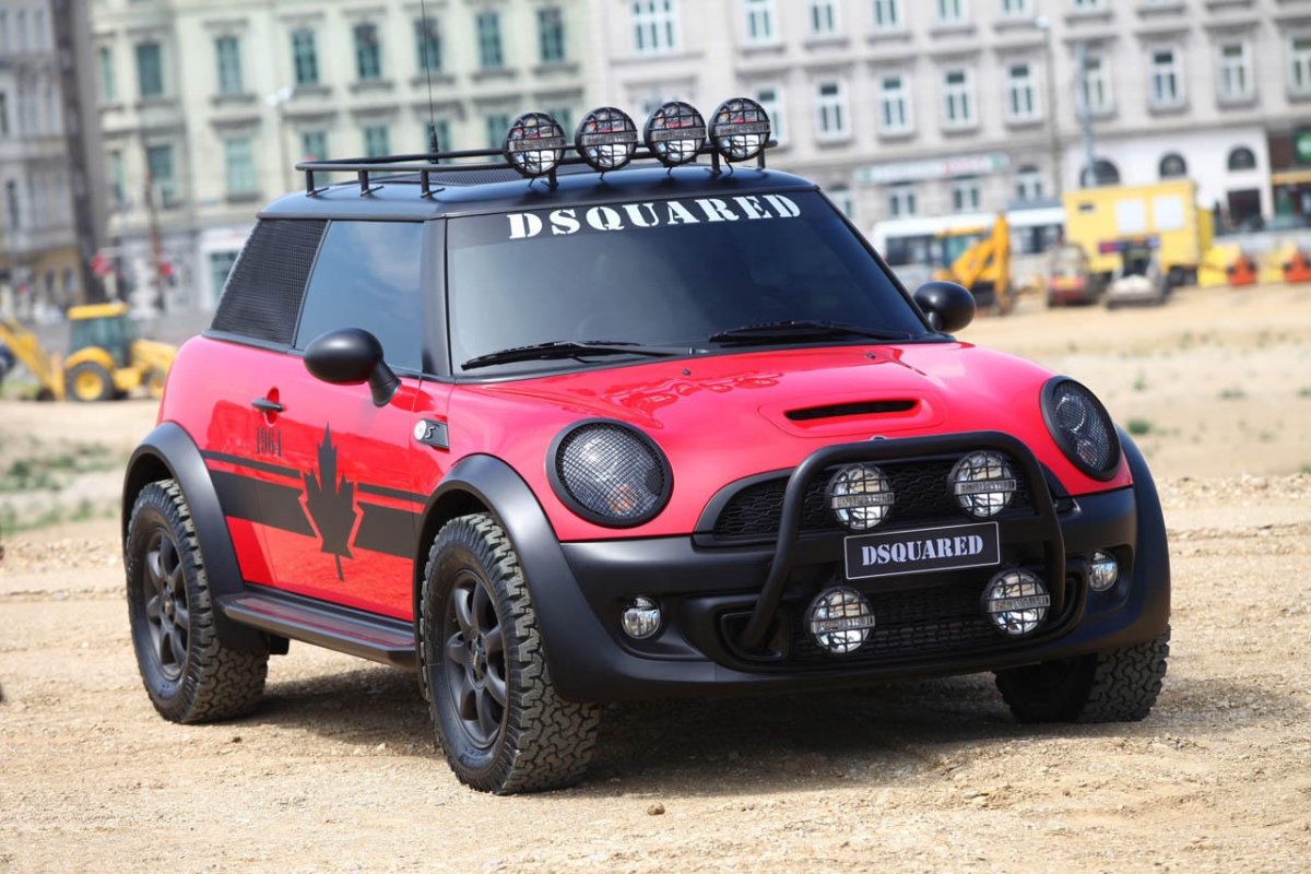 Mini Red Mudder voor Life Ball 2011