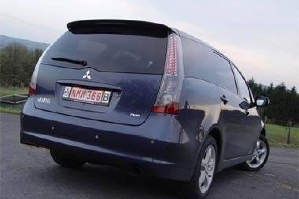 Mitsubishi Grandis 2.0 DI-D