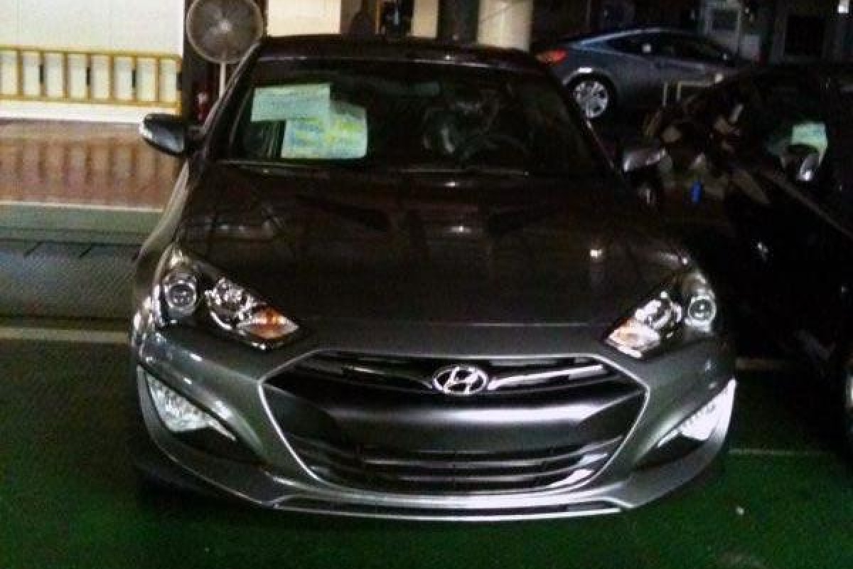 Betrapt: facelift Hyundai Genesis Coupé