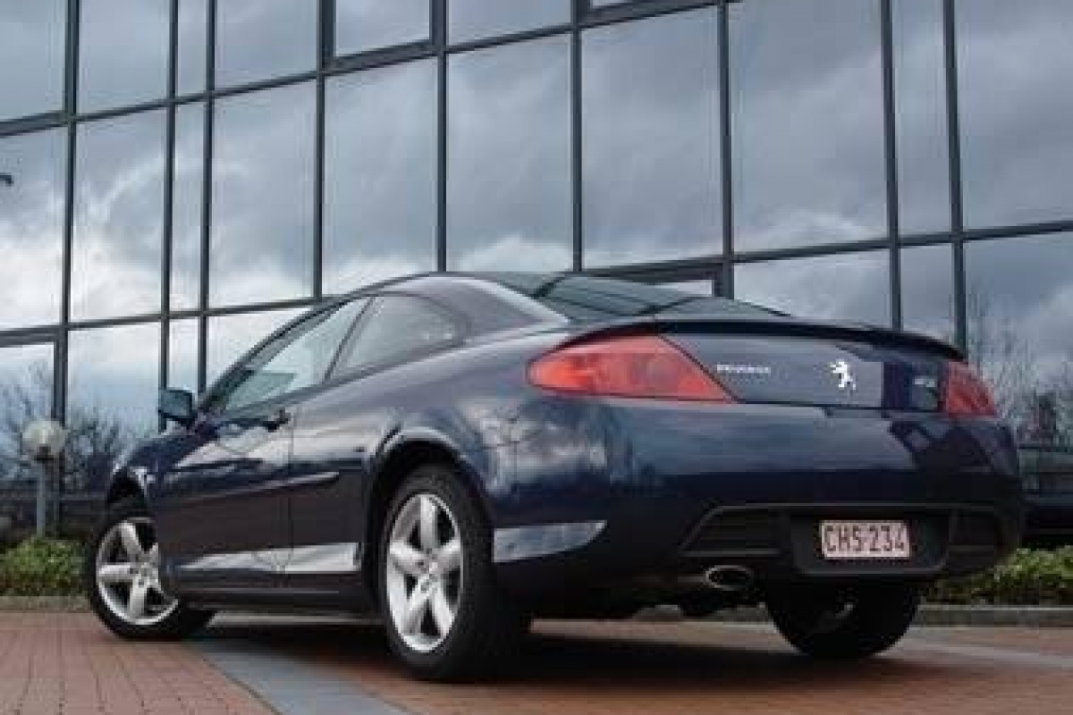 Peugeot 407 Coupé 2.2