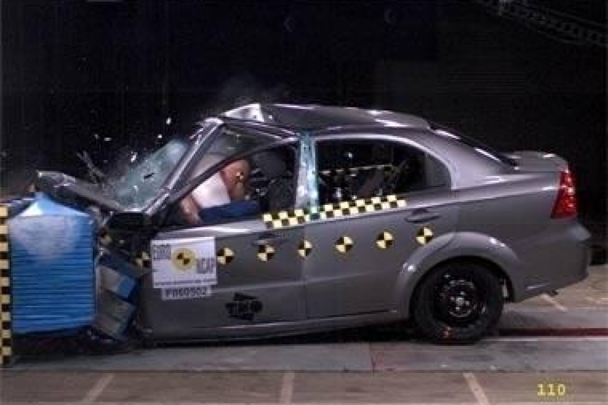 Chevrolet Aveo gebuisd in crashtest