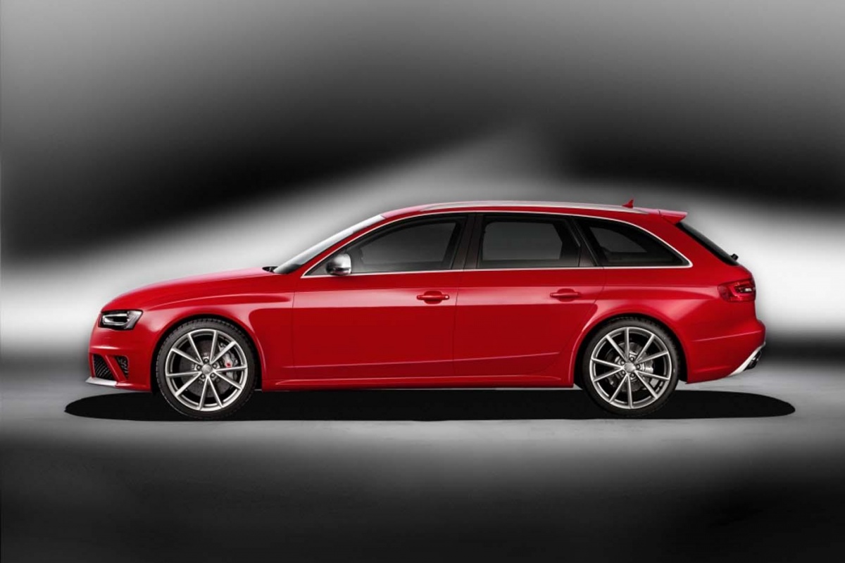 Audi RS4 Avant preview