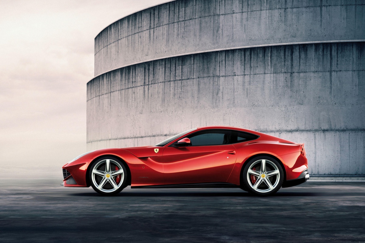 Dit is de F12, de snelste Ferrari ooit