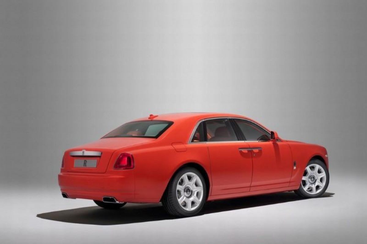 Rolls-Royce Ghost Orange