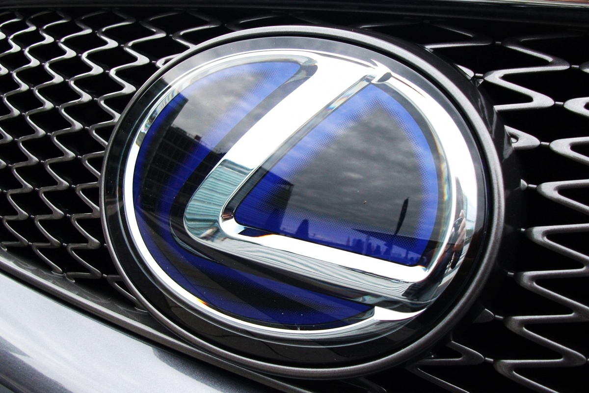 Lexus: plus de 500.000 hybrides vendues