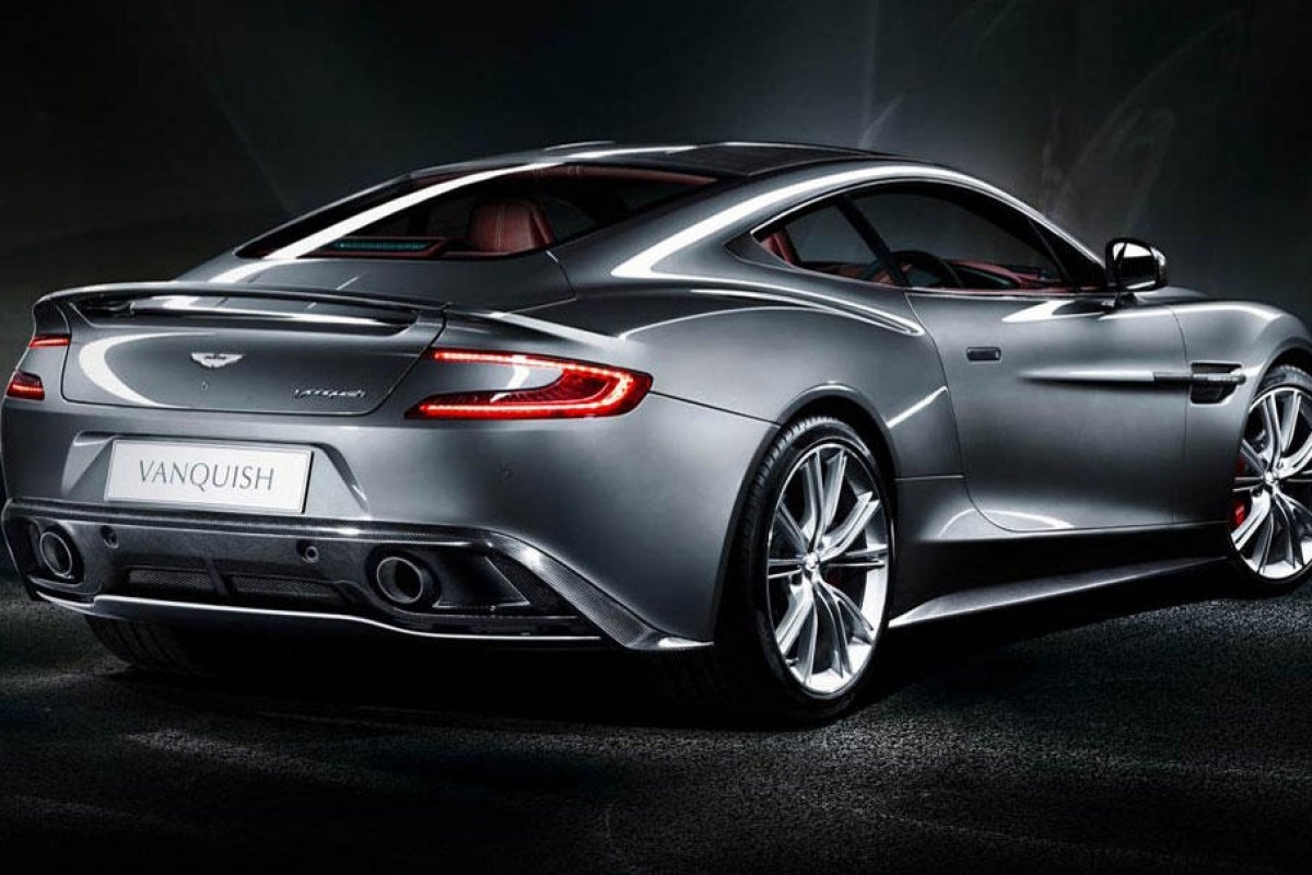 Aston Martin Vanquish officieel voorgesteld