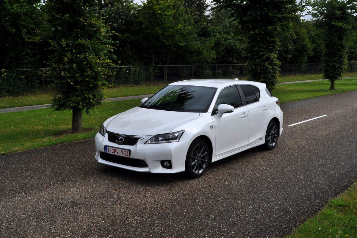 Lexus CT200h F-Sport Line