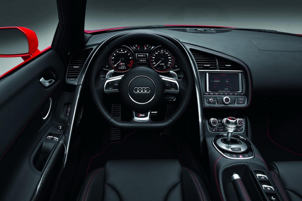 Audi R8 MY2013