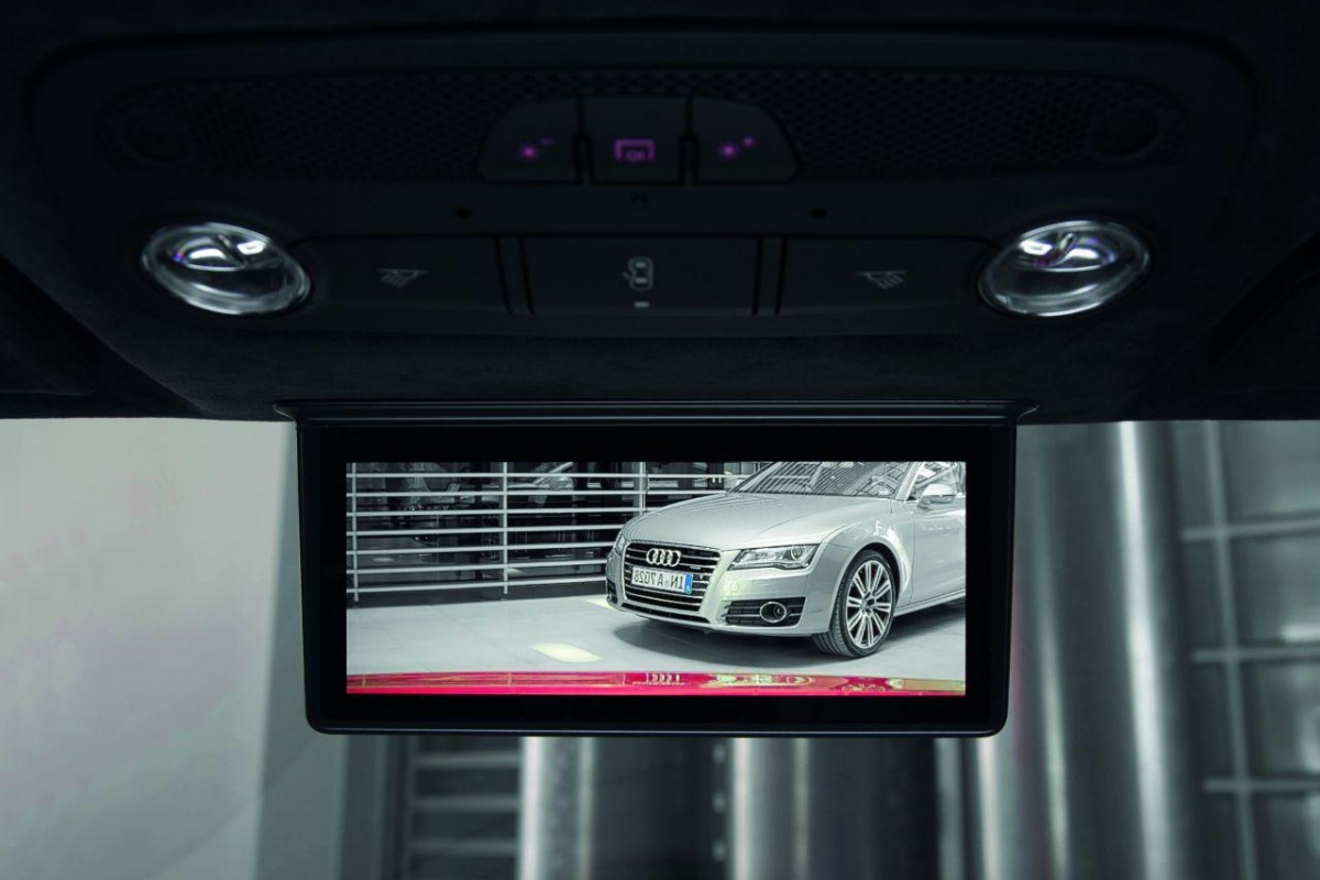 Audi digital mirror