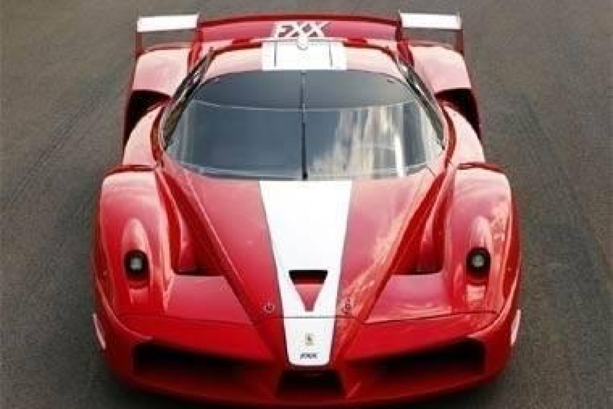 Ferrari-klanten worden FXX-testrijder