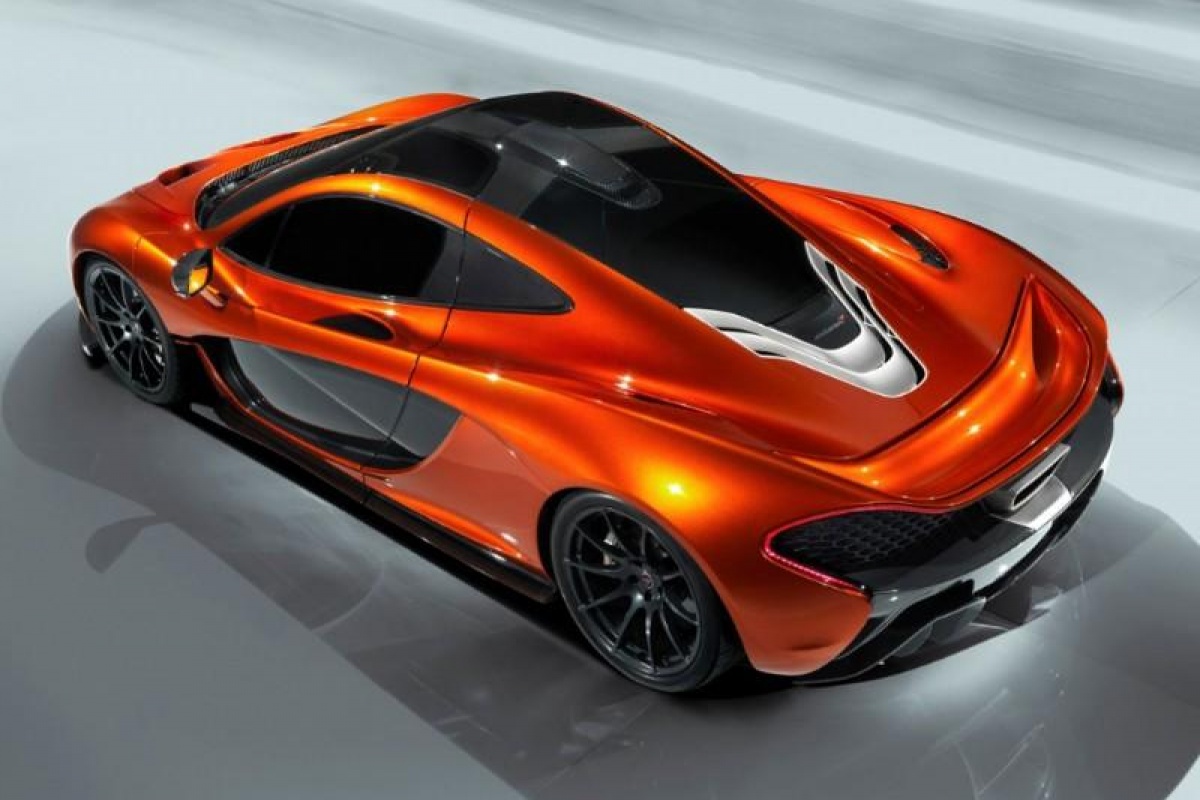 McLaren P1 studio