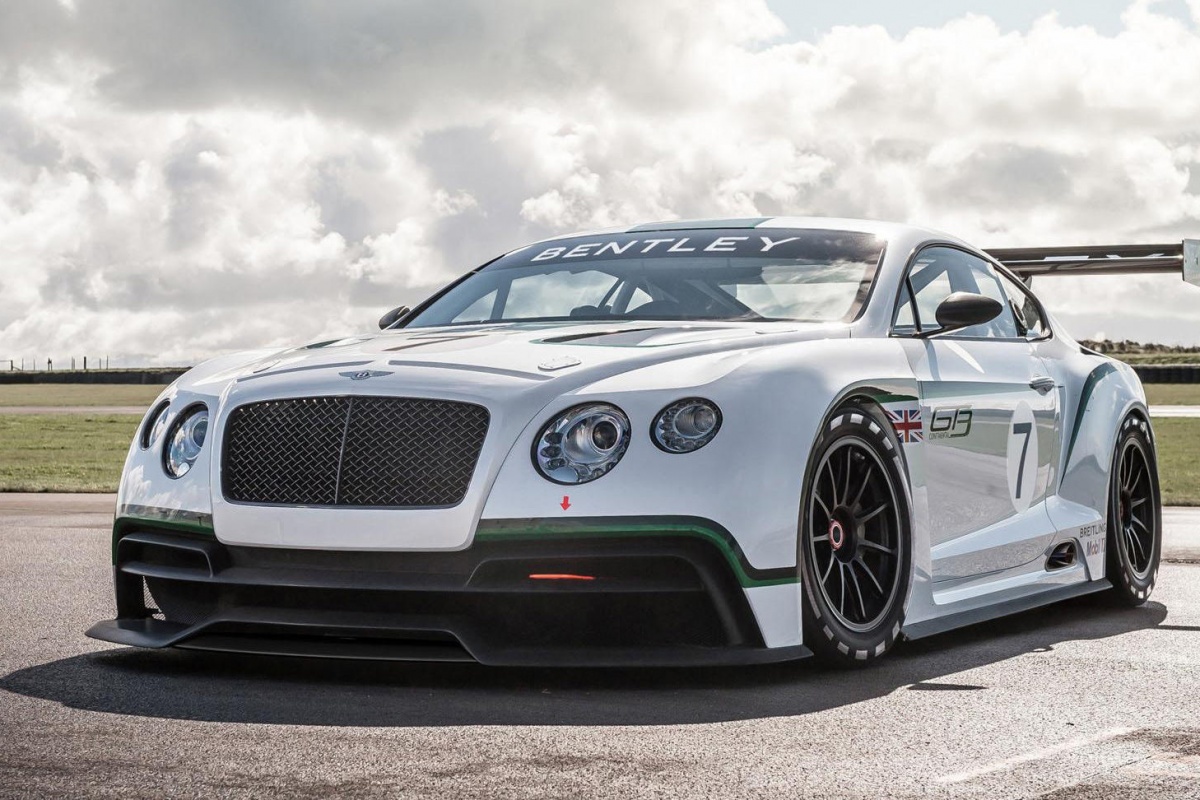 Bentley Continental prête pour la course