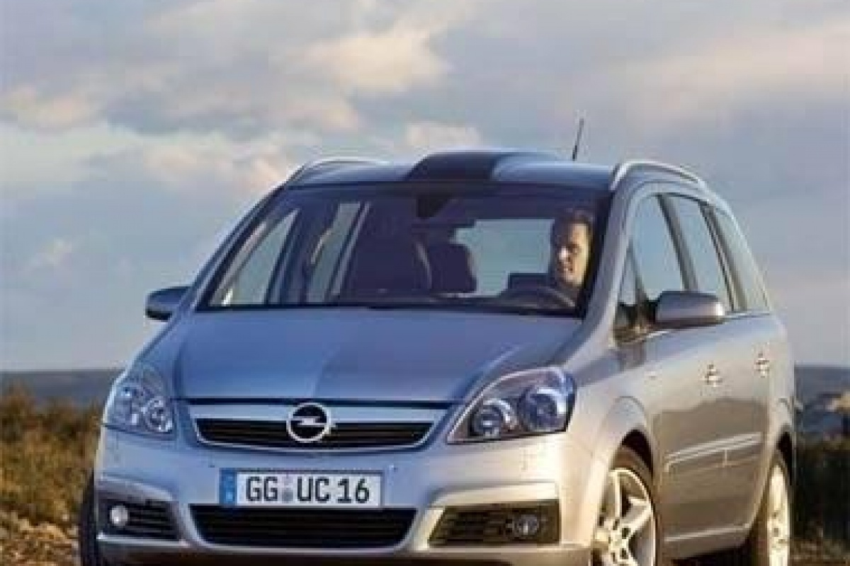 Tweede generatie Opel Zafira