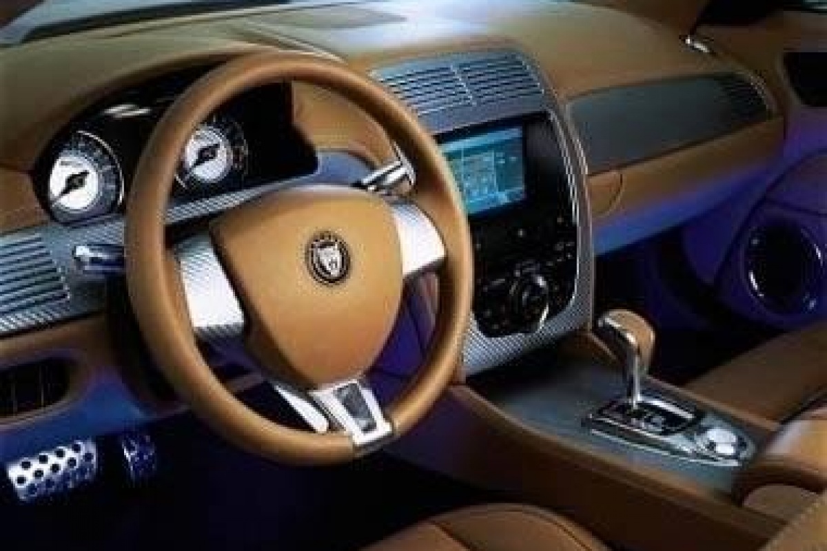 Jaguar Advanced Lightweight Coupé