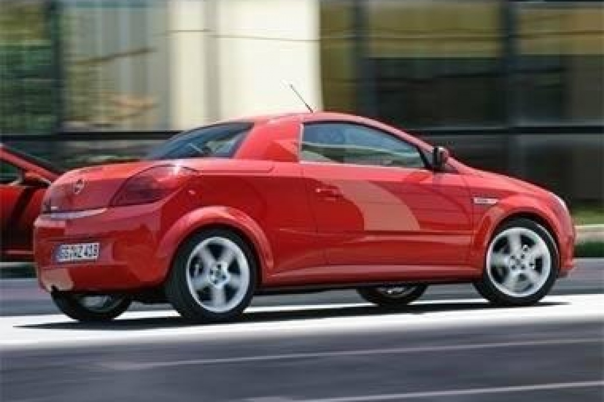 Opel Tigra TwinTop aussi en Diesel