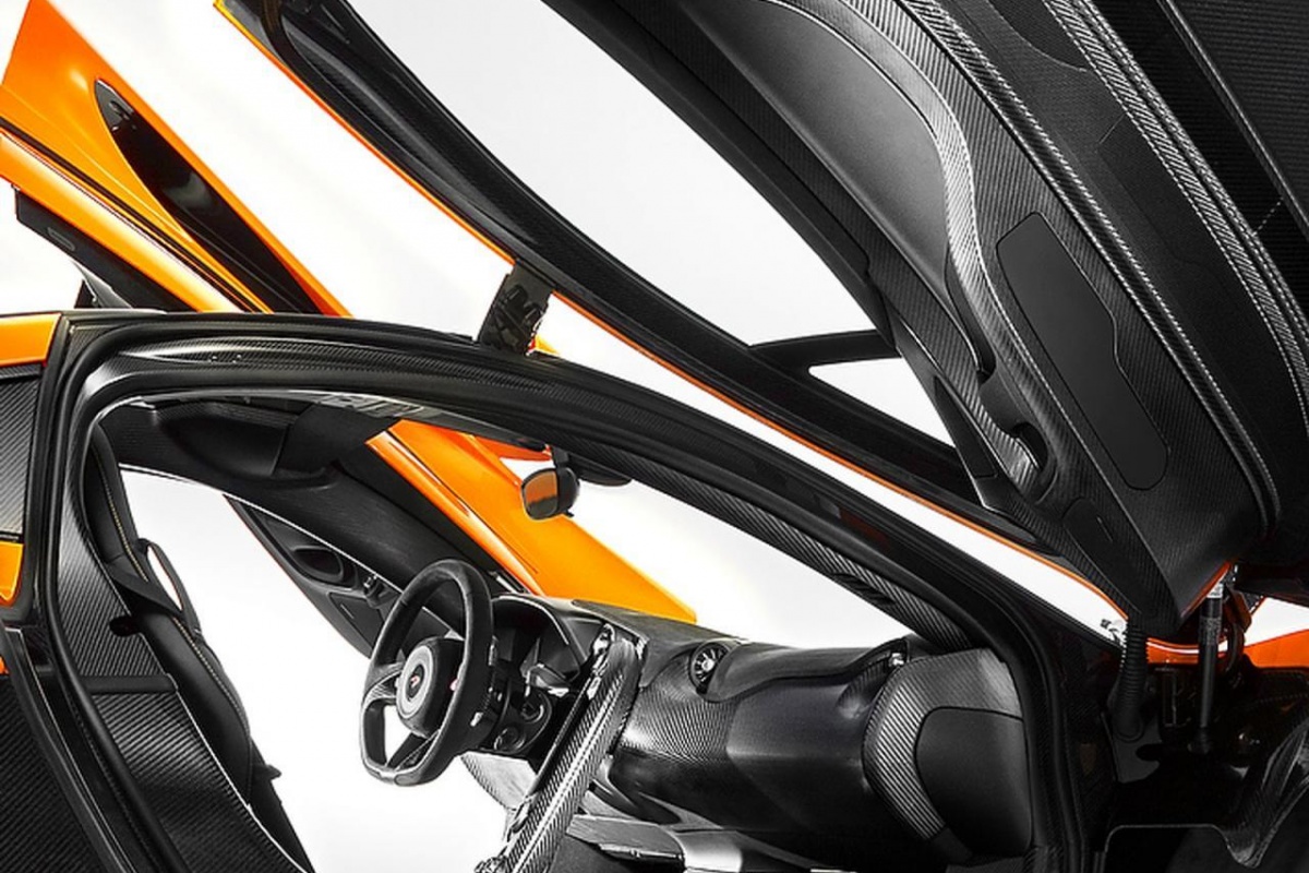 McLaren P1 Interior preview